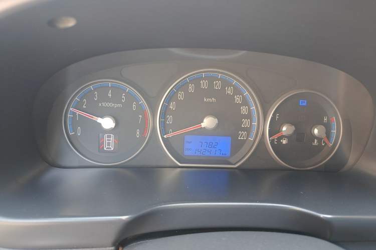Used Hyundai Santa Fe Classic 2006 2.7 Luxury Model Instrument Cluster