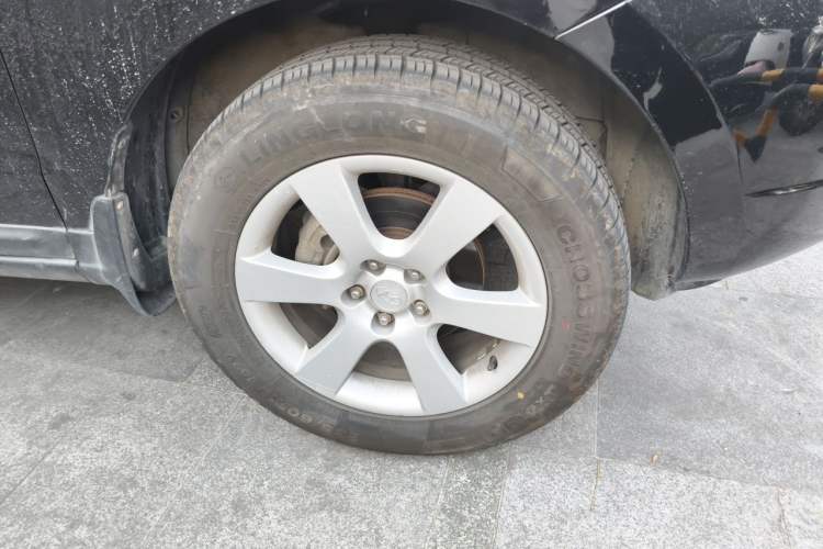 Used Hyundai Santa Fe Classic 2006 2.7 Luxury Model Right Front Wheel Hub