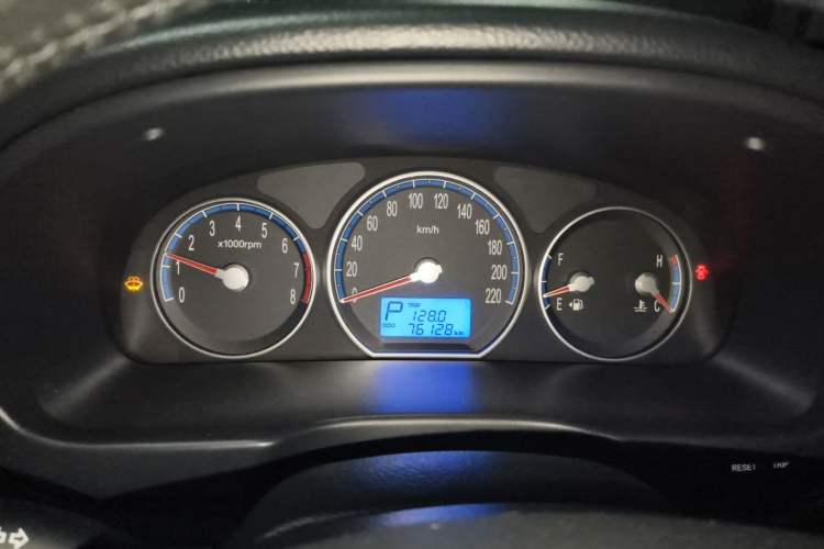 Used Hyundai Santa Fe Classic 2009 2.7 Luxury Version Instrument Cluster