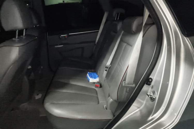 Used Hyundai Santa Fe Classic 2009 2.7 Luxury Version Left Rear Seat
