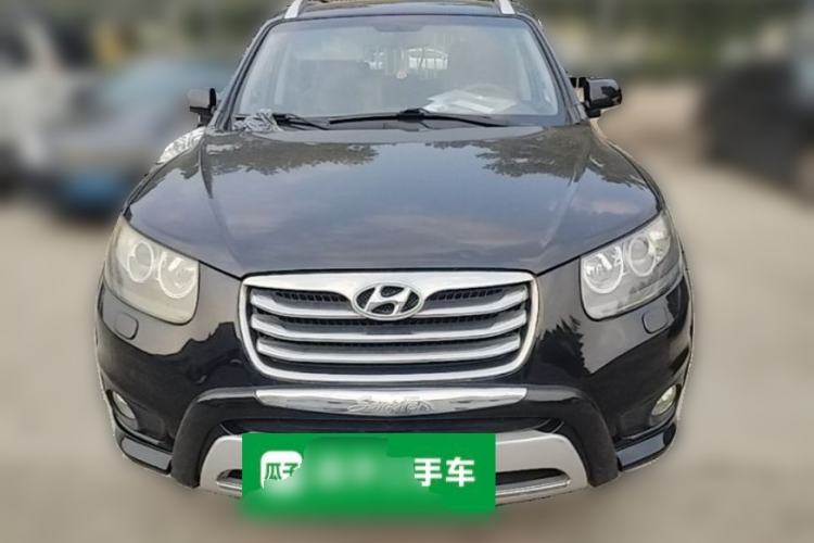 Used Hyundai Santa Fe Classic 2010 2.4 Ultimate Edition 7-Seater Four-Wheel Drive Front