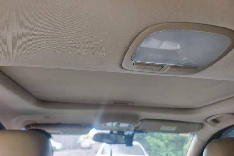Used Hyundai Santa Fe Classic 2010 2.4 Luxury Edition 7-Seater Four-Wheel Drive Headliner