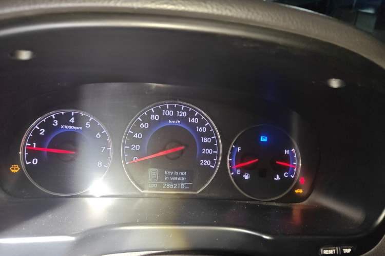 Used Hyundai Santa Fe Classic 2010 2.4 Luxury Edition 7-Seater Four-Wheel Drive Instrument Cluster