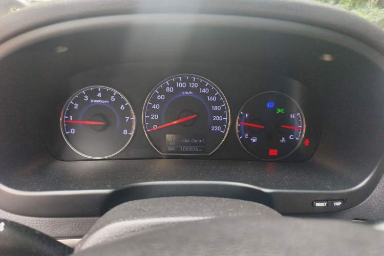 Used Hyundai Santa Fe Classic 2010 2.4 Luxury Edition 7-Seater Four-Wheel Drive Instrument Cluster