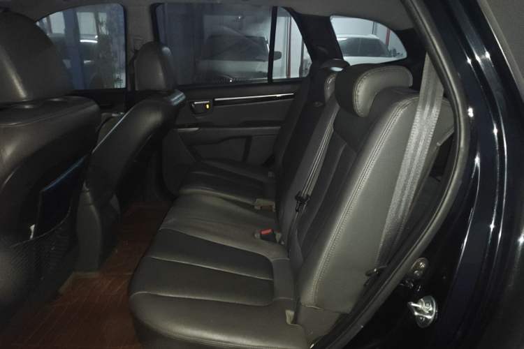 Used Hyundai Santa Fe Classic 2010 2.4 Luxury Edition 7-Seater Four-Wheel Drive Left Rear Seat