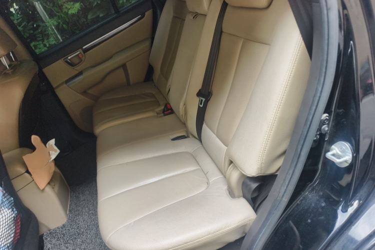 Used Hyundai Santa Fe Classic 2010 2.4 Luxury Edition 7-Seater Four-Wheel Drive Left Rear Seat