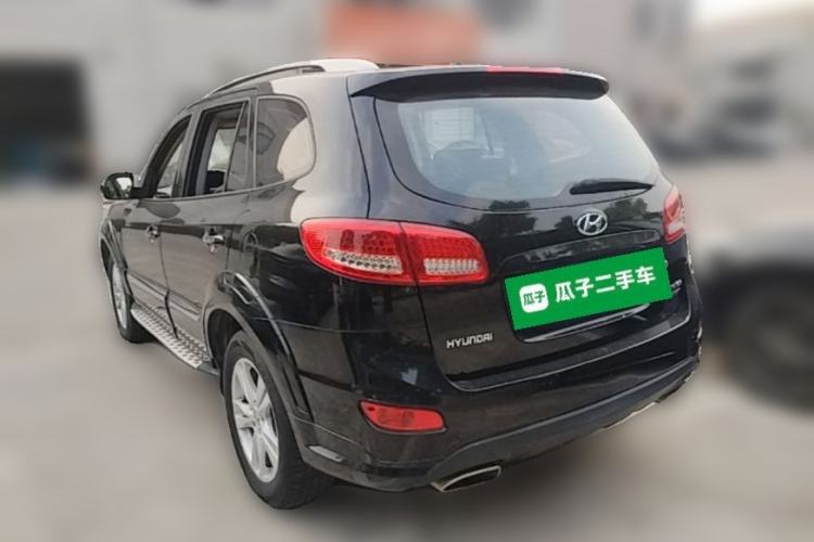 Used Hyundai Santa Fe Classic 2010 2.4 Ultimate Edition 7-Seater Four-Wheel Drive Rear Left 45 Deg