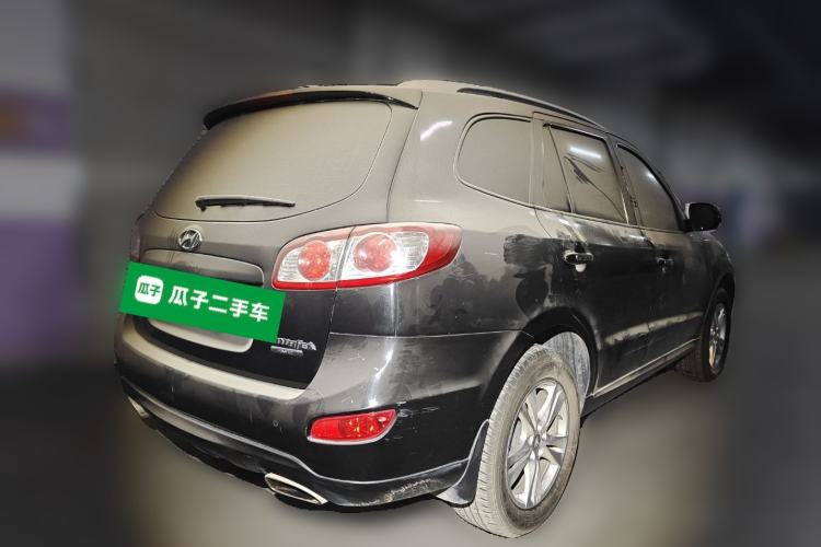 Used Hyundai Santa Fe Classic 2010 2.4 Luxury Edition 7-Seater Four-Wheel Drive Rear Right 45 Deg