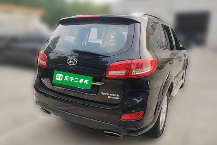 Used Hyundai Santa Fe Classic 2010 2.4 Ultimate Edition 7-Seater Four-Wheel Drive Rear Right 45 Deg