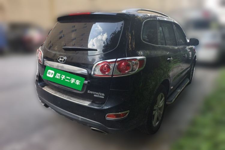 Used Hyundai Santa Fe Classic 2010 2.4 Luxury Edition 7-Seater Four-Wheel Drive Rear Right 45 Deg