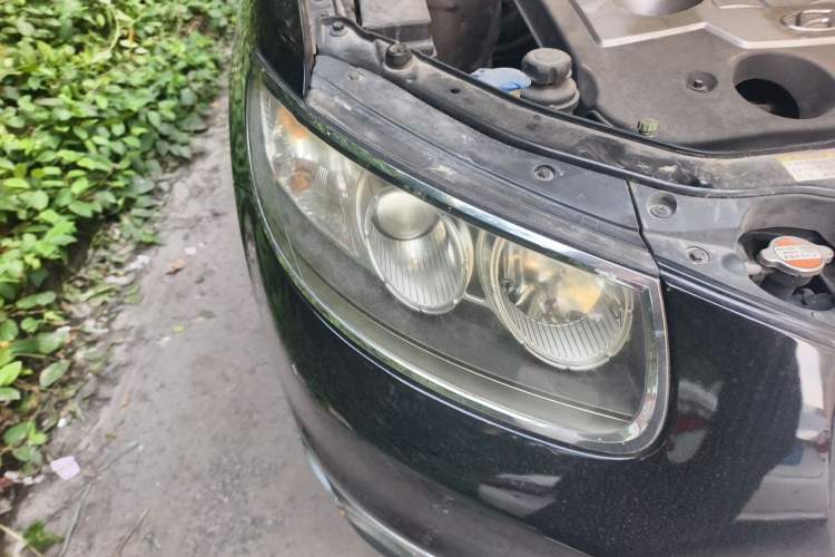 Used Hyundai Santa Fe Classic 2010 2.4 Luxury Edition 7-Seater Four-Wheel Drive Right Front Headlight