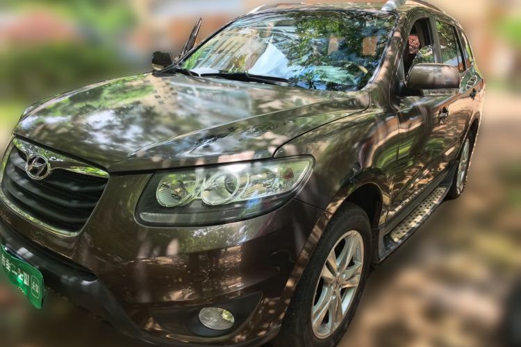 Ojetý Hyundai Santa Fe Classic 2010 2.4 Luxury Edition 7-Seater Four-Wheel Drive Guazi used car, China used car export, Used car for sale, Used  cars, Cheapest cars for sale