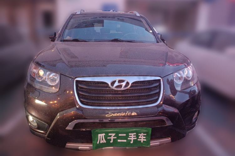 Used Hyundai Santa Fe Classic 2010 2.4 Ultimate Edition 7-Seater Four-Wheel Drive Front