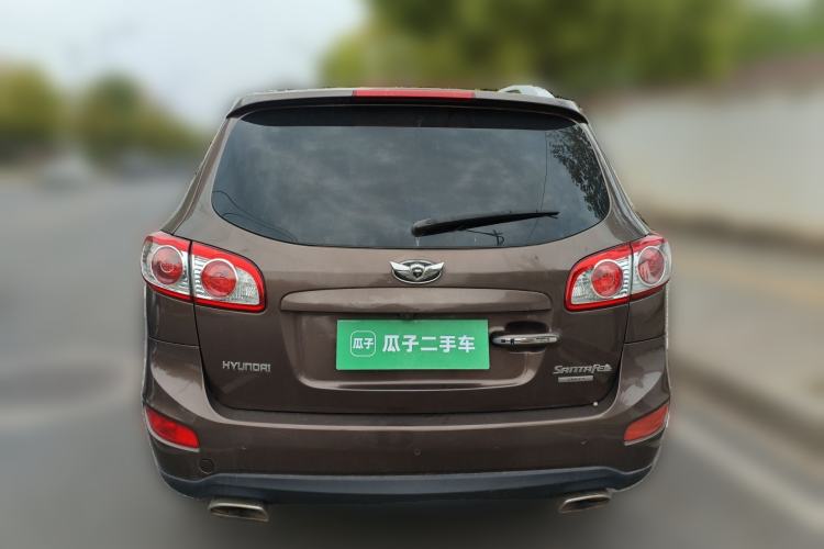 Used Hyundai Santa Fe Classic 2010 2.4 Ultimate Edition 7-Seater Four-Wheel Drive Rear