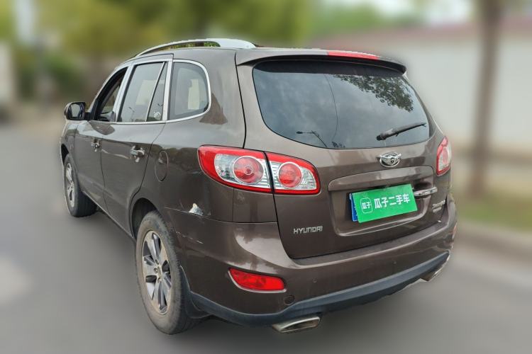 Used Hyundai Santa Fe Classic 2010 2.4 Ultimate Edition 7-Seater Four-Wheel Drive Rear Left 45 Deg