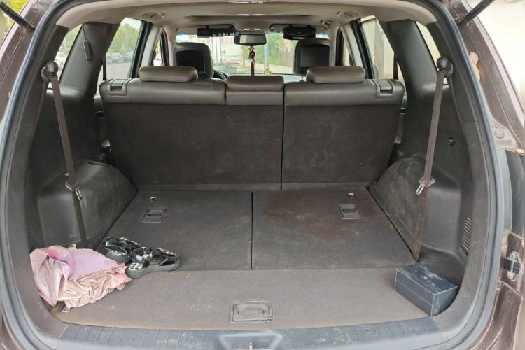 Used Hyundai Santa Fe Classic 2010 2.4 Ultimate Edition 7-Seater Four-Wheel Drive Trunk