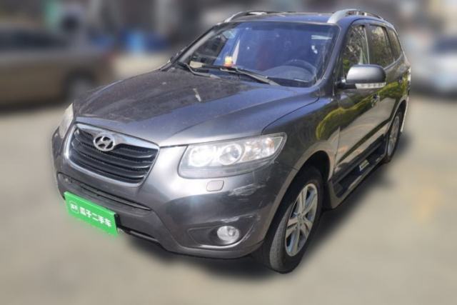 Used Hyundai Santa Fe Classic 2010 2.4 Ultimate Edition 7-Seater Four-Wheel Drive