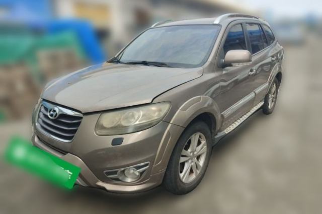 Ojetý Hyundai Santa Fe Classic 2010 2.4 Ultimate Edition 7-Seater Four-Wheel Drive