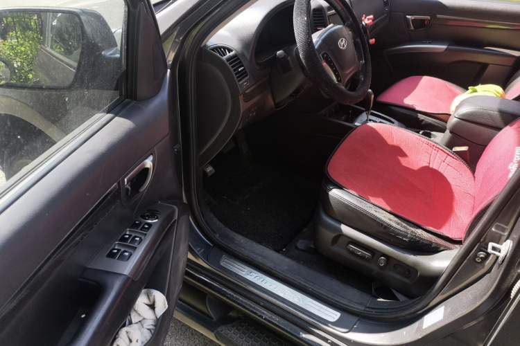 Used Hyundai Santa Fe Classic 2010 2.4 Ultimate Edition 7-Seater Four-Wheel Drive Driver Seat