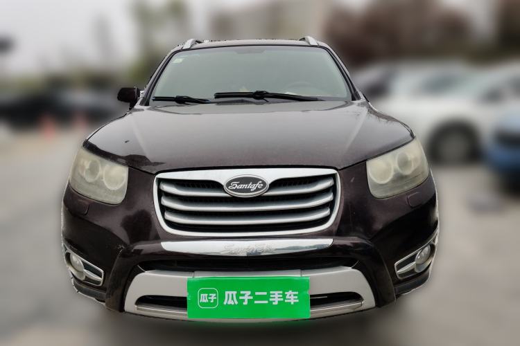 Used Hyundai Santa Fe Classic 2010 2.4 Ultimate Edition 7-Seater Four-Wheel Drive Front