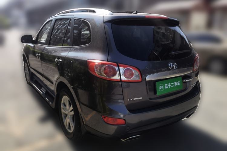 Used Hyundai Santa Fe Classic 2010 2.4 Ultimate Edition 7-Seater Four-Wheel Drive Rear Left 45 Deg