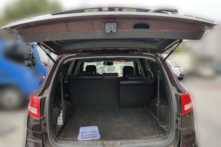 Used Hyundai Santa Fe Classic 2010 2.4 Ultimate Edition 7-Seater Four-Wheel Drive Trunk