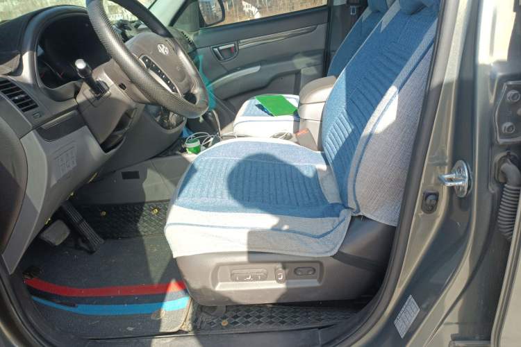 Used Hyundai Santa Fe Classic 2010 2.4 Ultimate Edition 7-Seater Four-Wheel Drive Left Front Seat