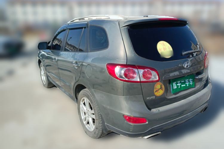 Used Hyundai Santa Fe Classic 2010 2.4 Ultimate Edition 7-Seater Four-Wheel Drive Rear Left 45 Deg