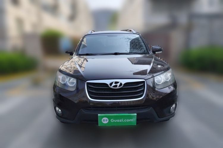 Used Hyundai Santa Fe Classic 2010 2.4 Comfort Edition 7-Seater Four-Wheel Drive Front