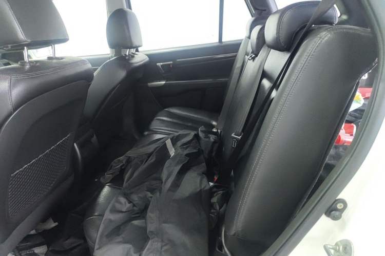 Used Hyundai Santa Fe Classic 2010 2.4 Luxury Edition 7-Seater Four-Wheel Drive Left Rear Seat
