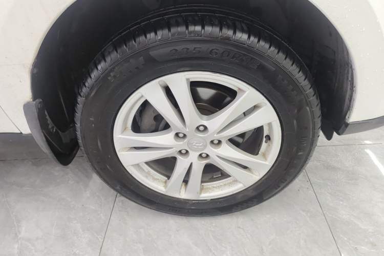 Used Hyundai Santa Fe Classic 2010 2.4 Luxury Edition 7-Seater Four-Wheel Drive Right Front Wheel Hub