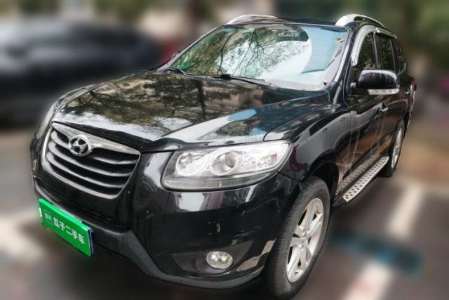 Used Hyundai Santa Fe Classic 2011 2.4 Comfort Edition 7-Seater Two-Wheel Drive