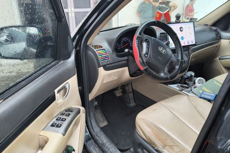 Used Hyundai Santa Fe Classic 2011 2.4 Ultimate Edition 7-Seater Two-Wheel Drive Driver Seat