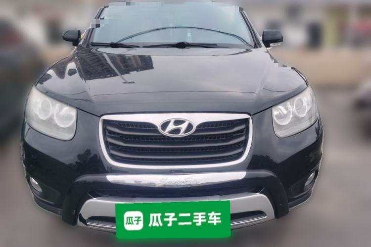 Used Hyundai Santa Fe Classic 2011 2.4 Comfort Edition 5-Seater Two-Wheel Drive Front