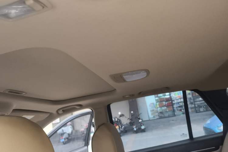 Used Hyundai Santa Fe Classic 2011 2.4 Ultimate Edition Five-Seater Two-Wheel Drive Headliner