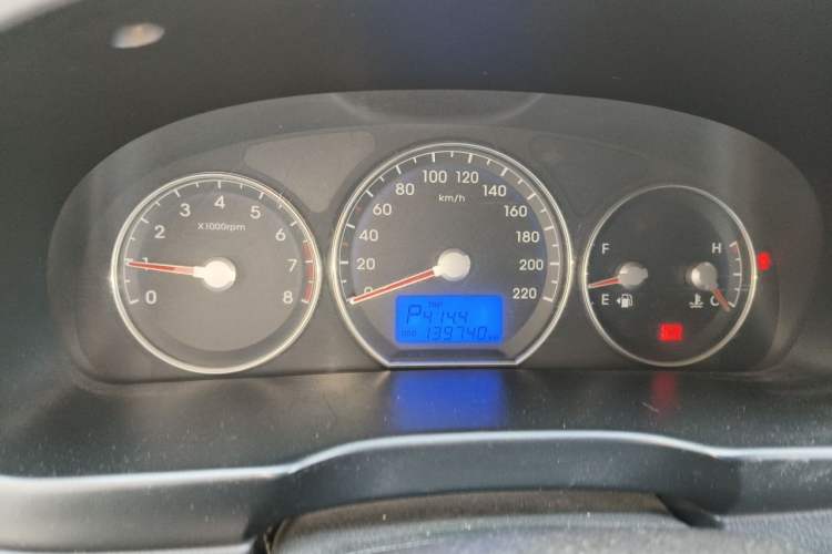 Used Hyundai Santa Fe Classic 2011 2.4 Comfort Edition 5-Seater Two-Wheel Drive Instrument Cluster