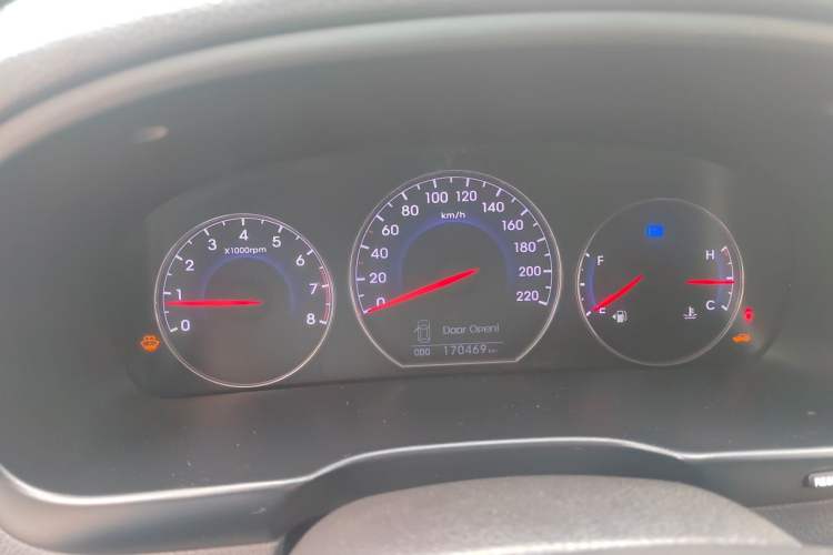 Used Hyundai Santa Fe Classic 2011 2.4 Comfort Edition 7-Seater Two-Wheel Drive Instrument Cluster