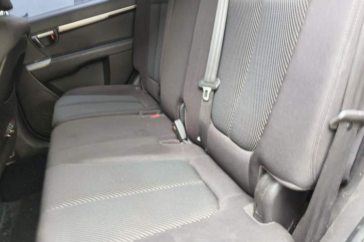 Used Hyundai Santa Fe Classic 2011 2.4 Comfort Edition 5-Seater Two-Wheel Drive Left Rear Seat