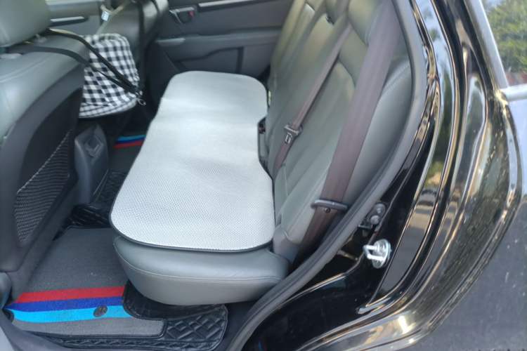 Used Hyundai Santa Fe Classic 2011 2.4 Comfort Edition 7-Seater Two-Wheel Drive Left Rear Seat