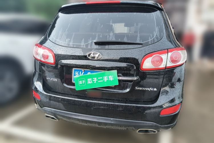 Used Hyundai Santa Fe Classic 2011 2.4 Ultimate Edition 7-Seater Two-Wheel Drive Rear