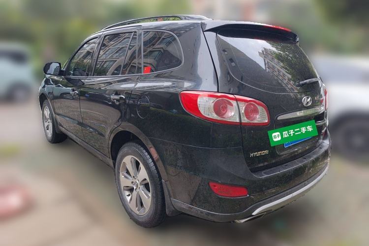 Used Hyundai Santa Fe Classic 2011 2.4 Comfort Edition 7-Seater Two-Wheel Drive Rear Left 45 Deg