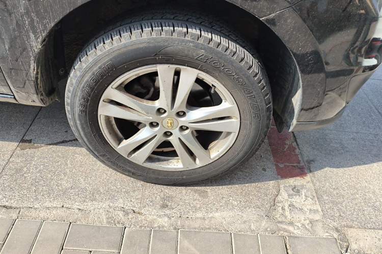 Used Hyundai Santa Fe Classic 2011 2.4 Ultimate Edition 7-Seater Two-Wheel Drive Right Front Wheel Hub