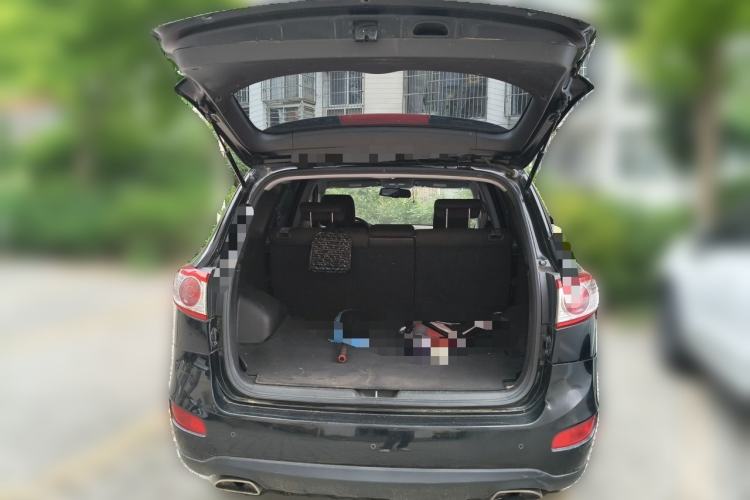 Used Hyundai Santa Fe Classic 2011 2.4 Comfort Edition 5-Seater Two-Wheel Drive Trunk