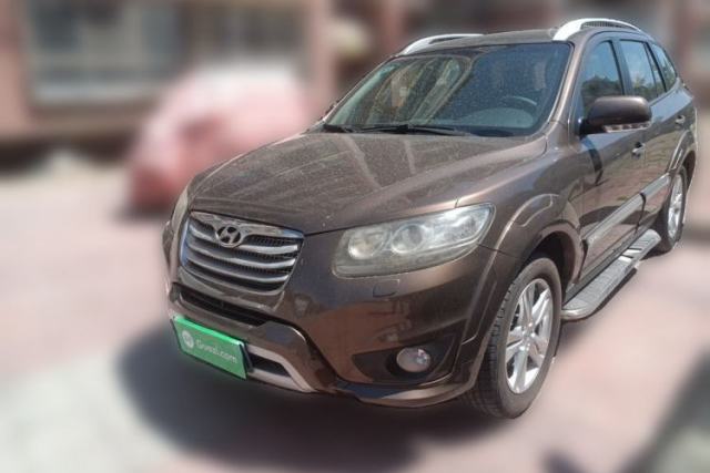 Used Hyundai Santa Fe Classic 2011 2.4 Ultimate Edition 7-Seater Two-Wheel Drive