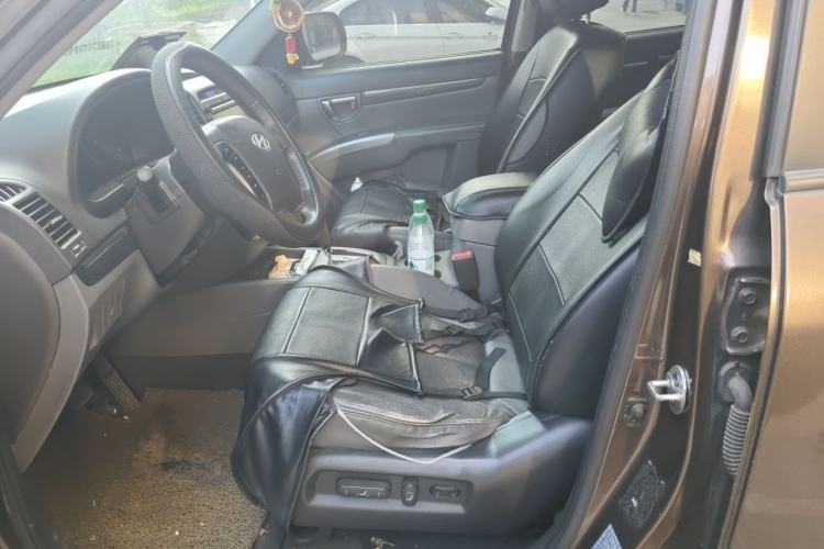Used Hyundai Santa Fe Classic 2011 2.4 Ultimate Edition 7-Seater Two-Wheel Drive Left Front Seat
