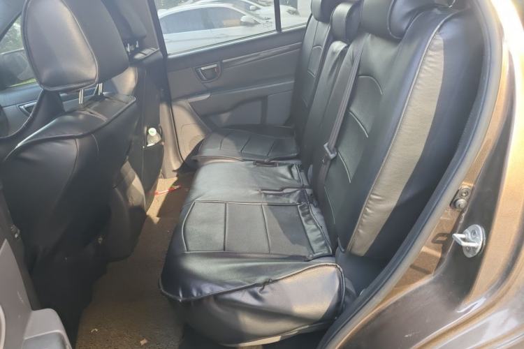 Used Hyundai Santa Fe Classic 2011 2.4 Ultimate Edition 7-Seater Two-Wheel Drive Left Rear Seat