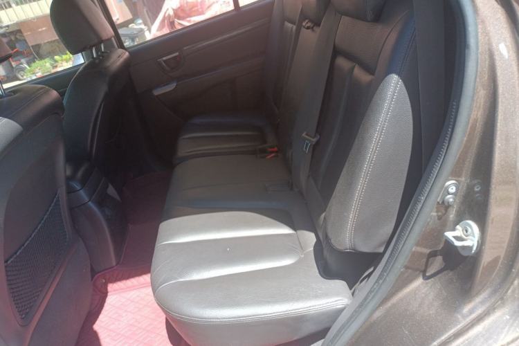 Used Hyundai Santa Fe Classic 2011 2.4 Ultimate Edition 7-Seater Two-Wheel Drive Left Rear Seat