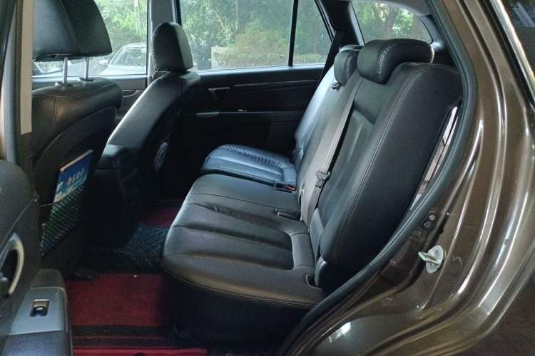 Used Hyundai Santa Fe Classic 2011 2.4 Ultimate Edition 7-Seater Two-Wheel Drive Left Rear Seat
