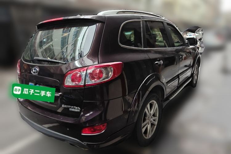 Used Hyundai Santa Fe Classic 2011 2.4 Comfort Edition 7-Seater Two-Wheel Drive Rear Right 45 Deg