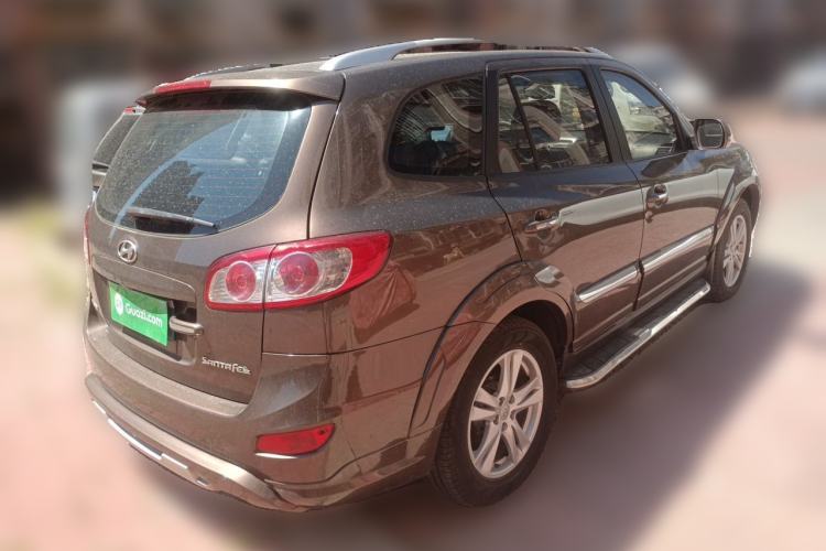 Used Hyundai Santa Fe Classic 2011 2.4 Ultimate Edition 7-Seater Two-Wheel Drive Rear Right 45 Deg